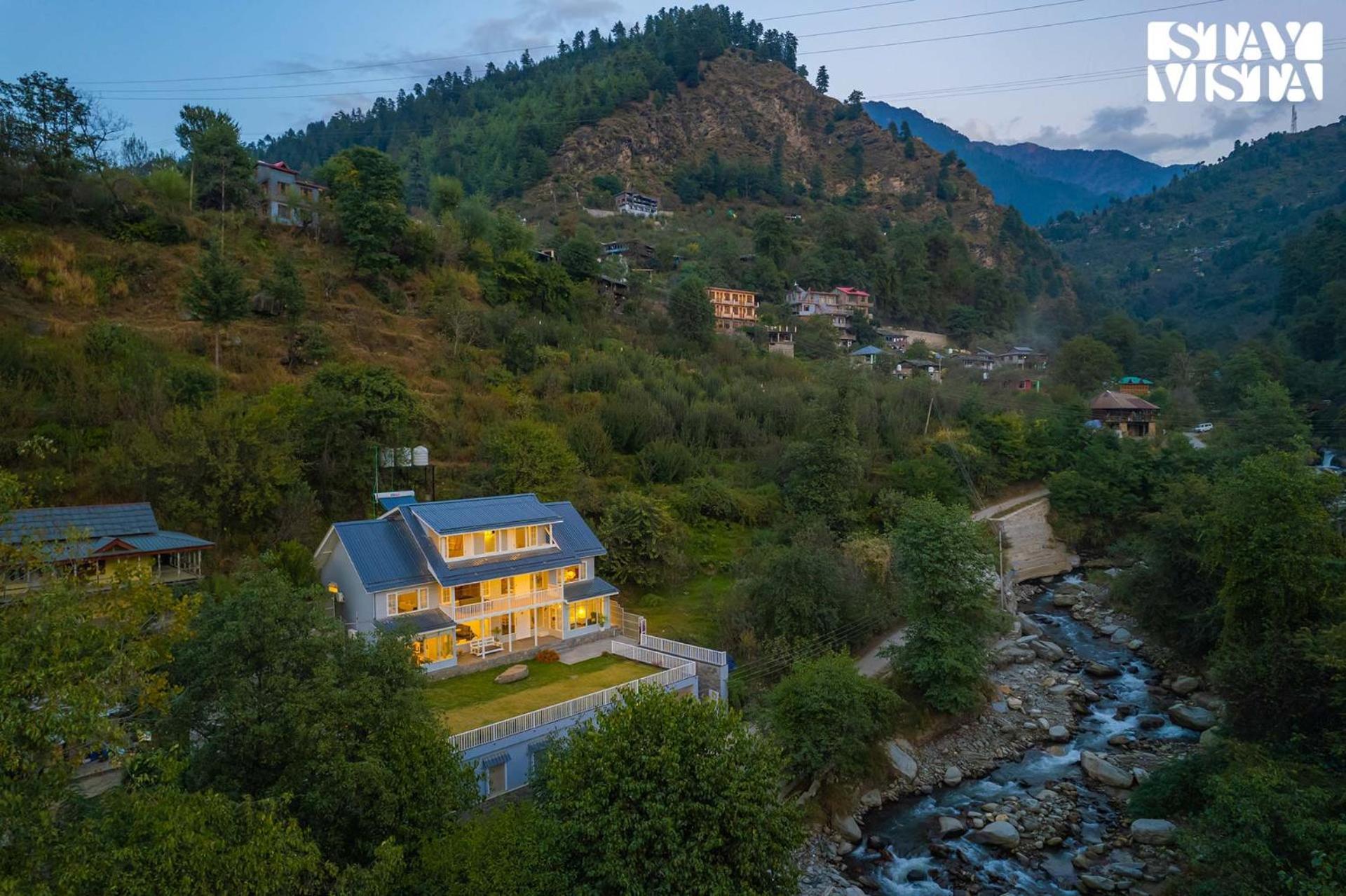 Stayvista At Riverside Symphony Manāli Exterior foto